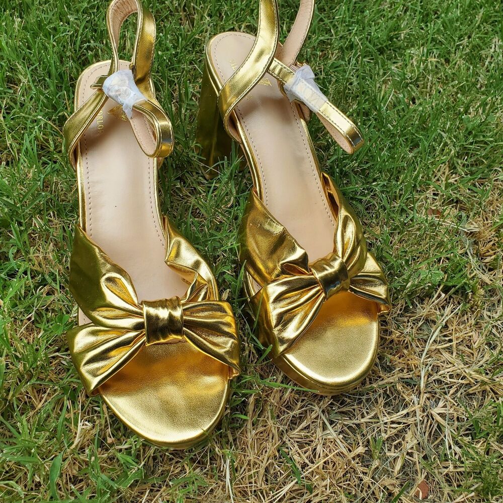 Gold Platform Heels With Bow Women’s Size 9